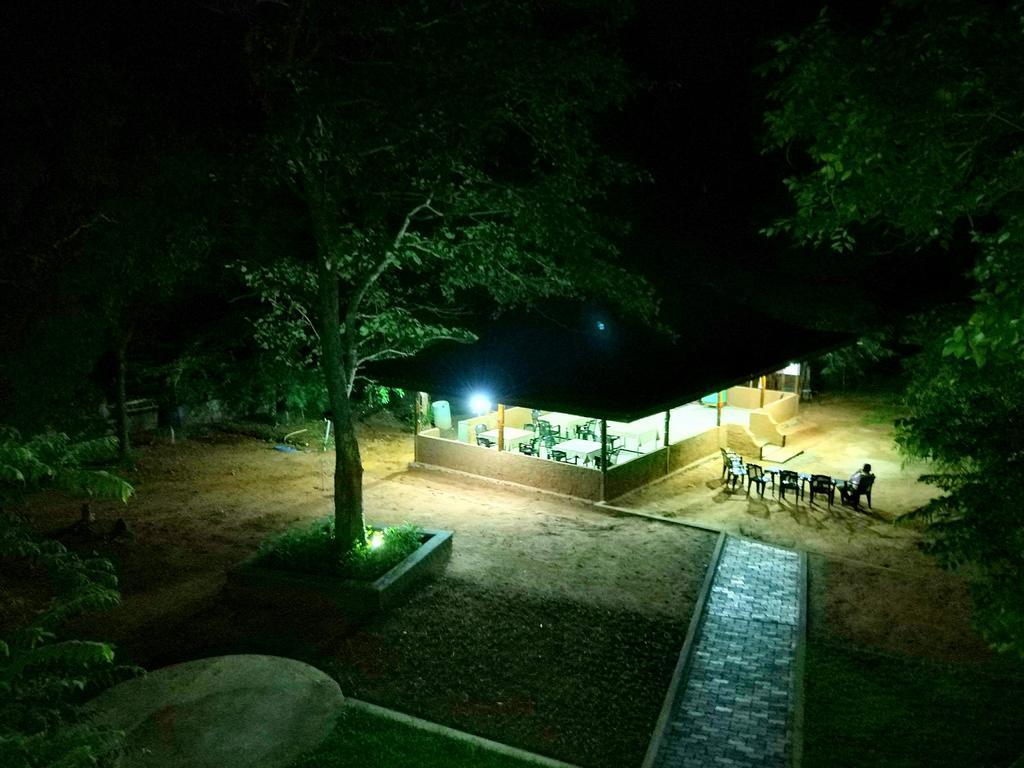 Wildescape Polonnaruwa Villa Exterior foto